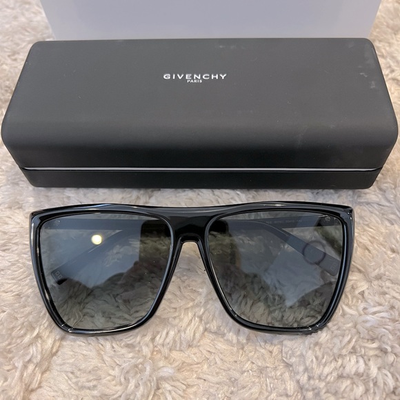 Givenchy Accessories Givenchy Black Browline Ladies Sunglasses Gv